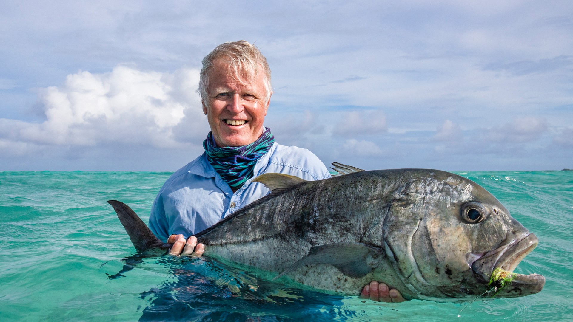 Angler with a GT landed at Alphonse